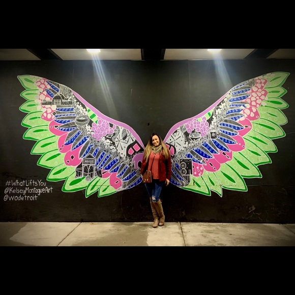 Meet your Posher, Heather - Picture 5 of 7